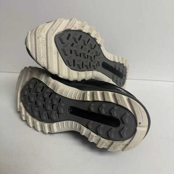 Saucony Women's Black Running Shoes - Picture 5 of 5